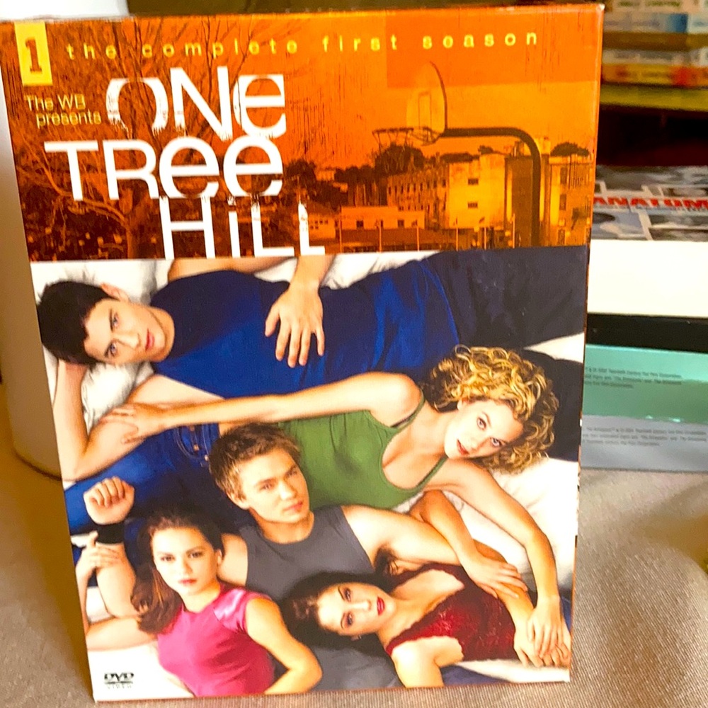 Complete first season of One Tree Hill on DVD